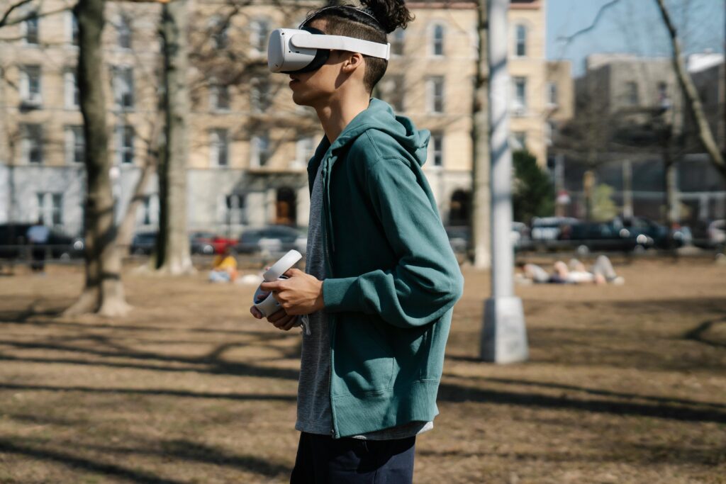 Virtual Reality/Augmented Reality